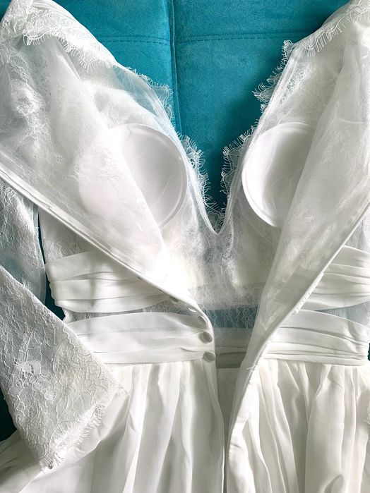 Suknia ślubna #48 boho koronka ivory długi rękaw tren rozmiar 46 XXXL