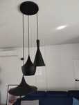 Lampa sufitowa, trzy klosze, czarna