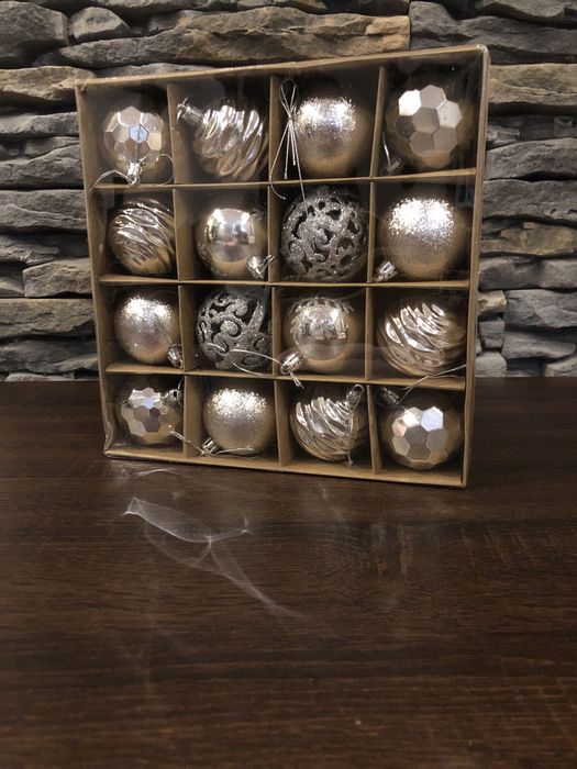 Bombki na choinkę 48tknd