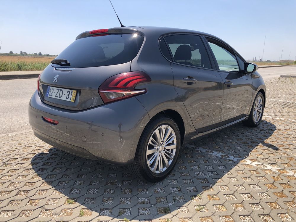 Peugot 208 1.5 hdi