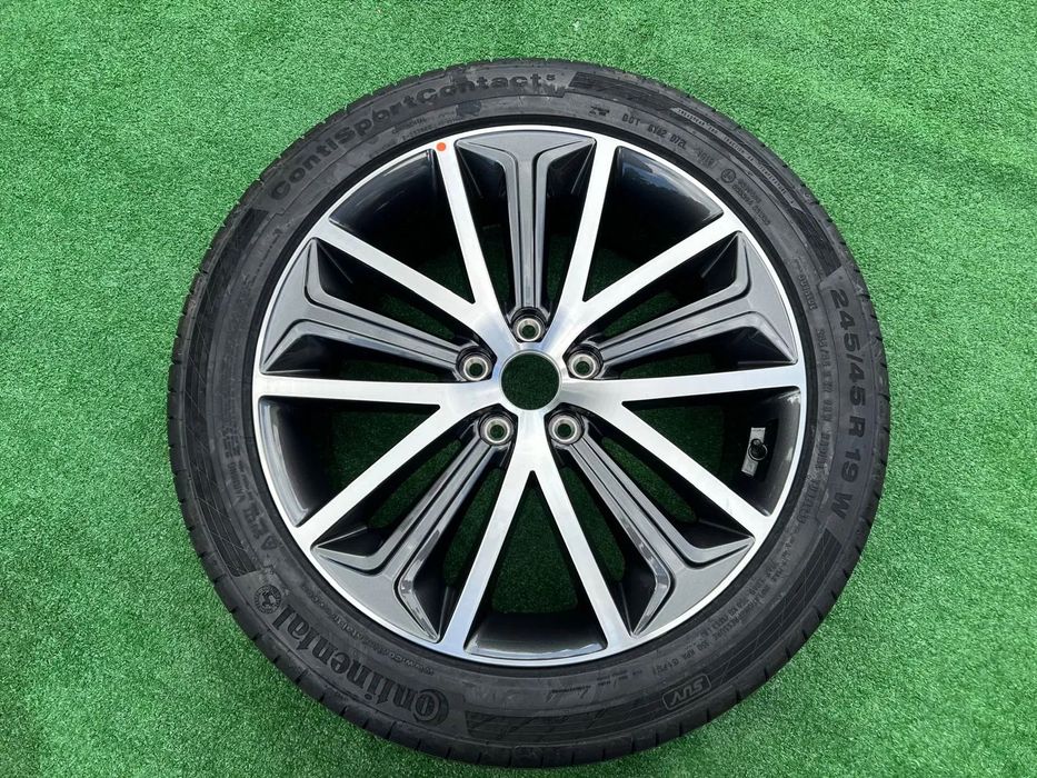 Hyundai Tucson ix35 Koło Felga z oponą 245/45 R19 W 98 W NOWA 52910D7510