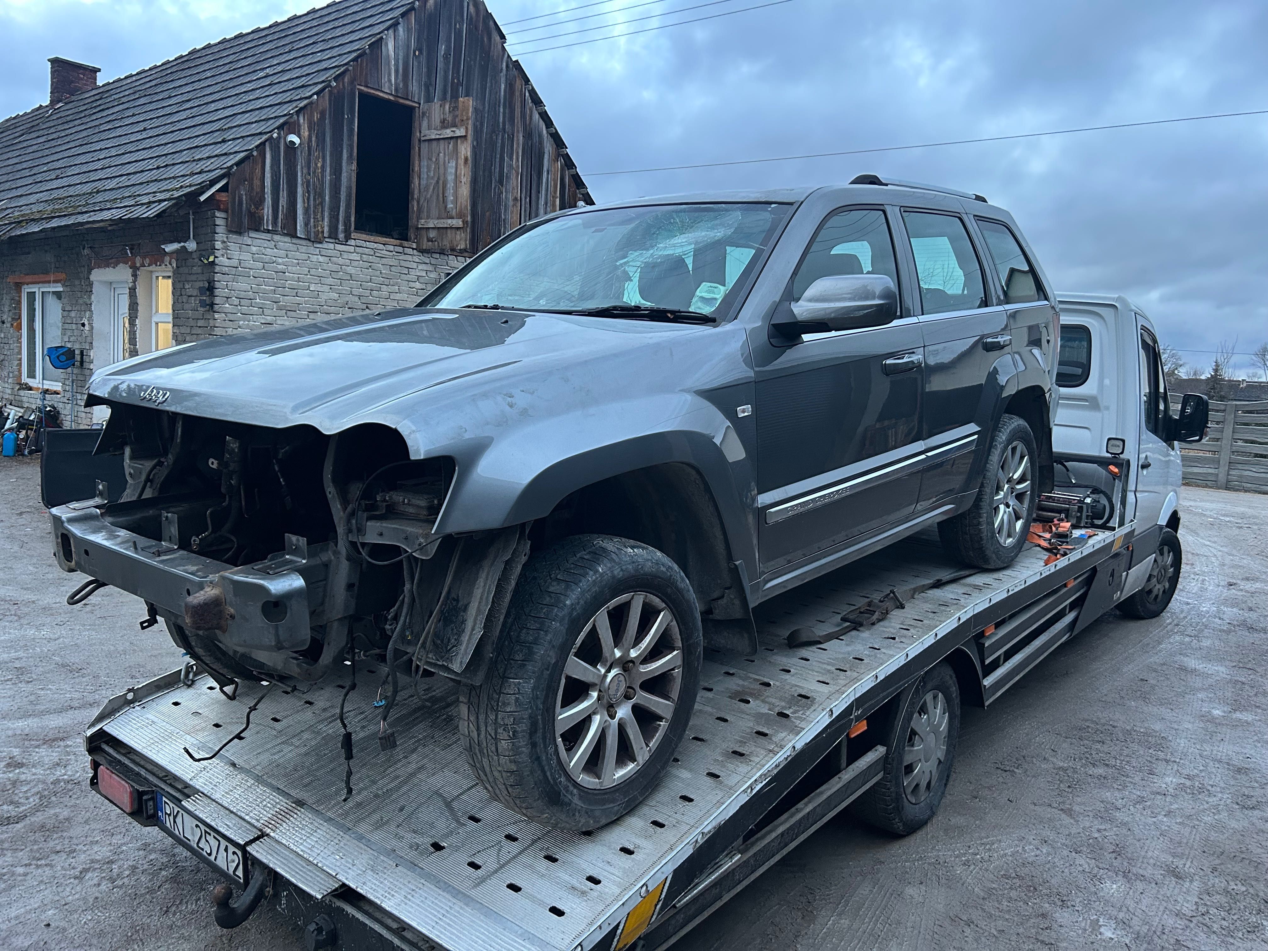 Blotnik maska zderzak skrzynia fotele Jeep Cherokee WK 07r.