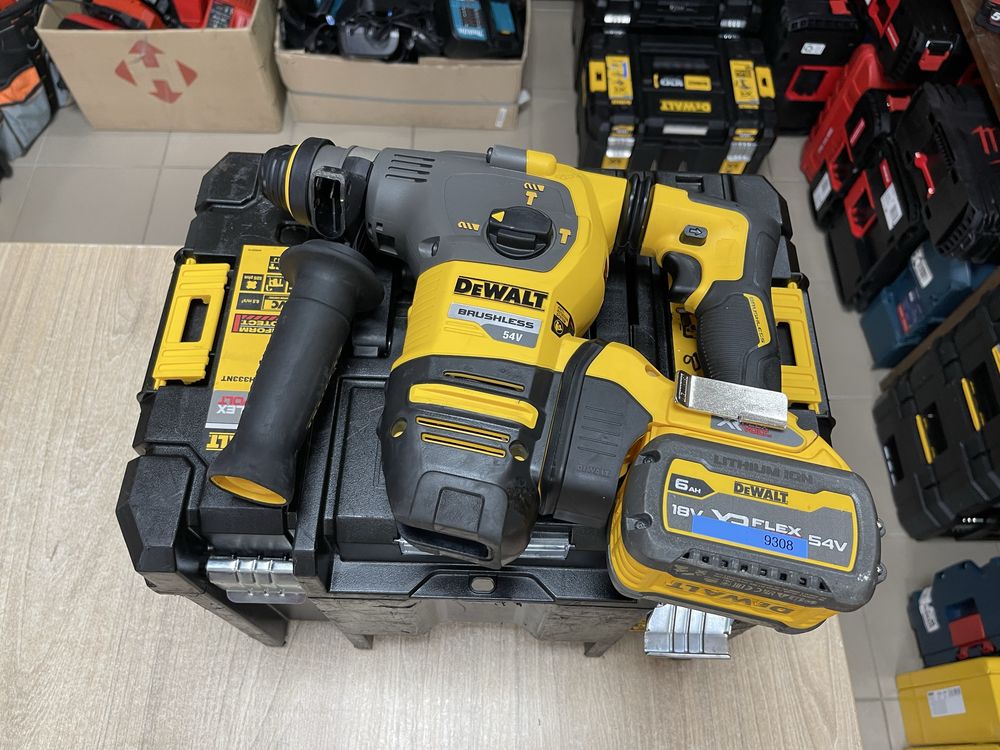 Dewalt DCH333 + Flexvolt 6.0Ah / вживаний перфоратор Девольт