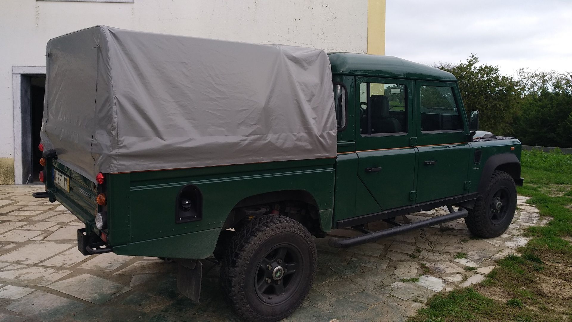 Land Rover Defender Td5 130 CREW CAB.