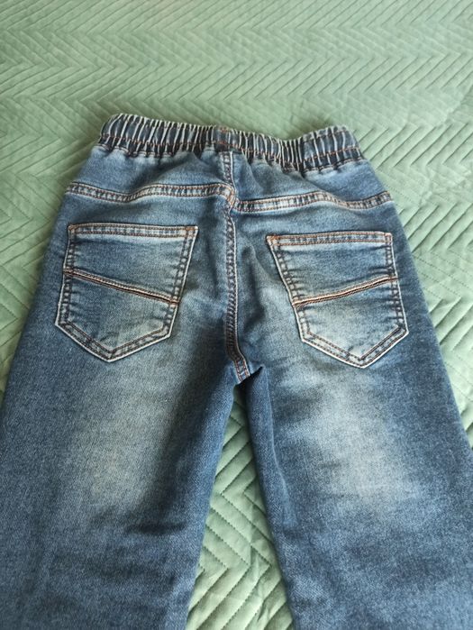Spodnie jeansowe Reserved  134