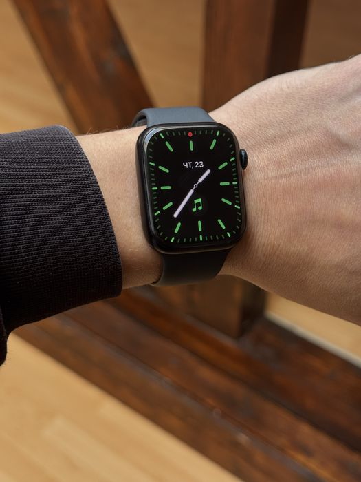 Apple Watch Series 9 45 mm