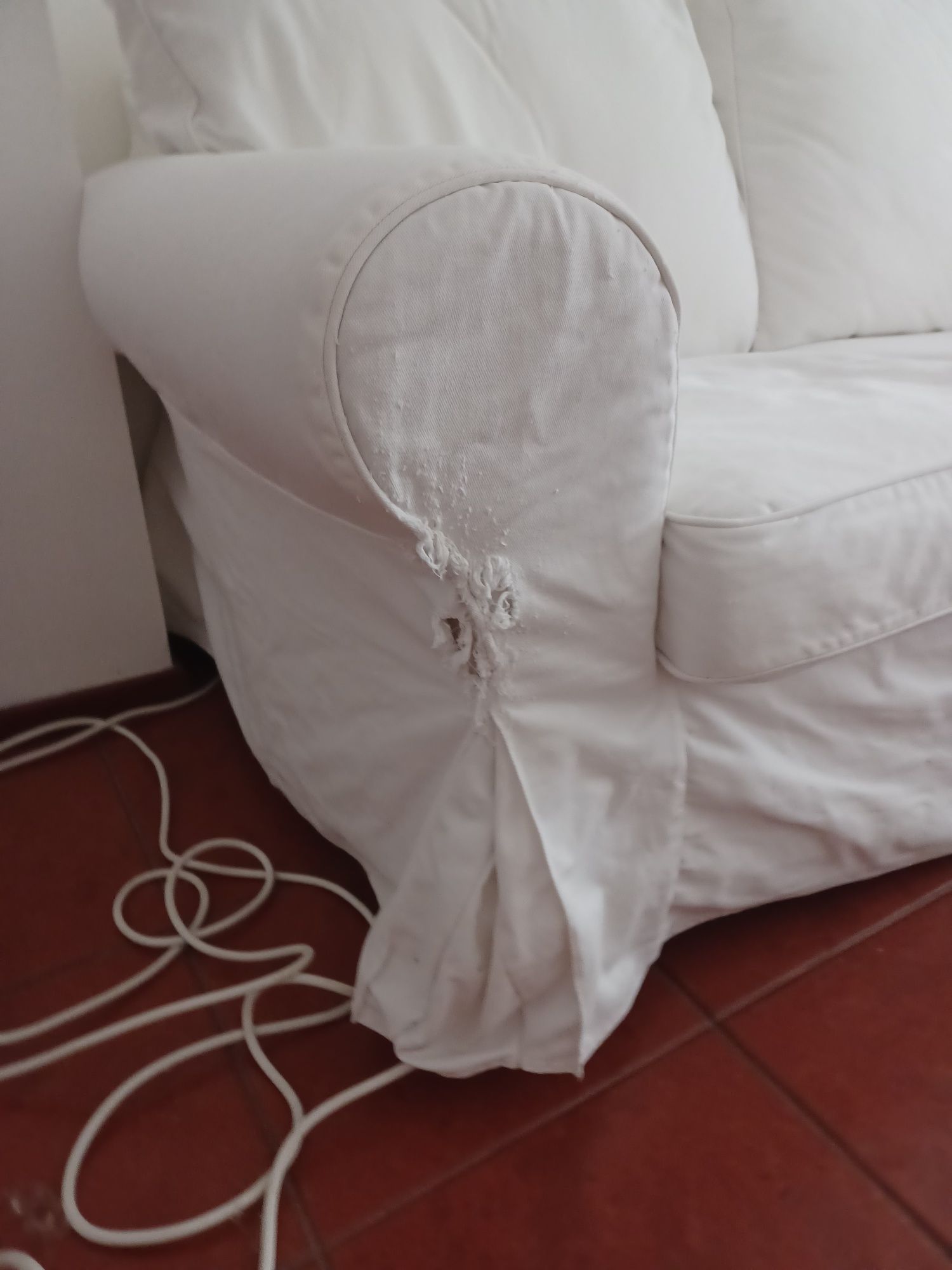 Vendo sofá  Ikea Ektorp 3 lugares