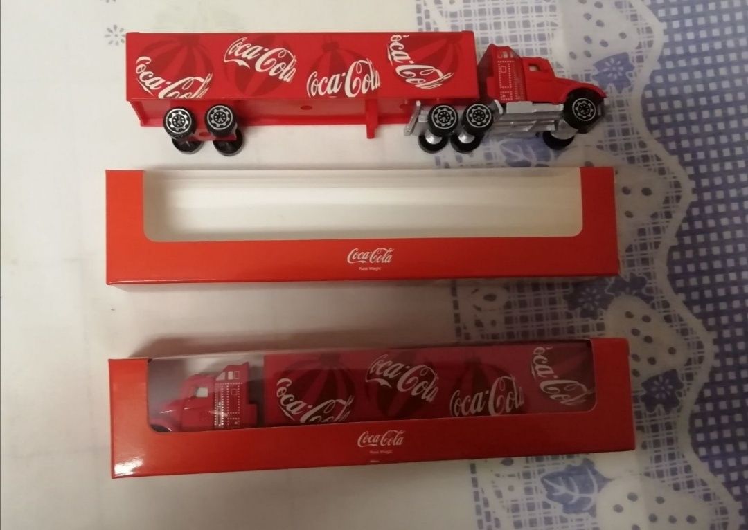 2 Camiões de Brincar Coca Cola!!
