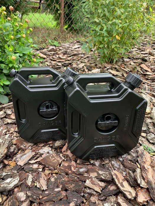 Каністра паливна 3л 5л для квадроцикла і авто експедиційна лійка замок