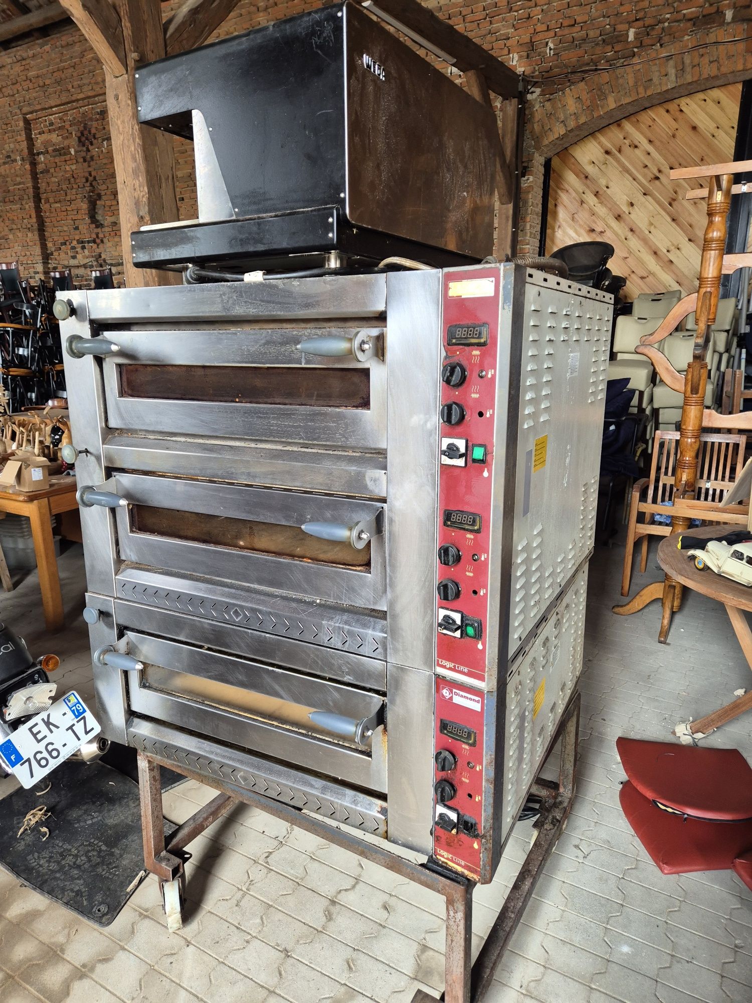 Piec do pizzy gastronomiczny Diamond Logic Line profesjonalny horeca p