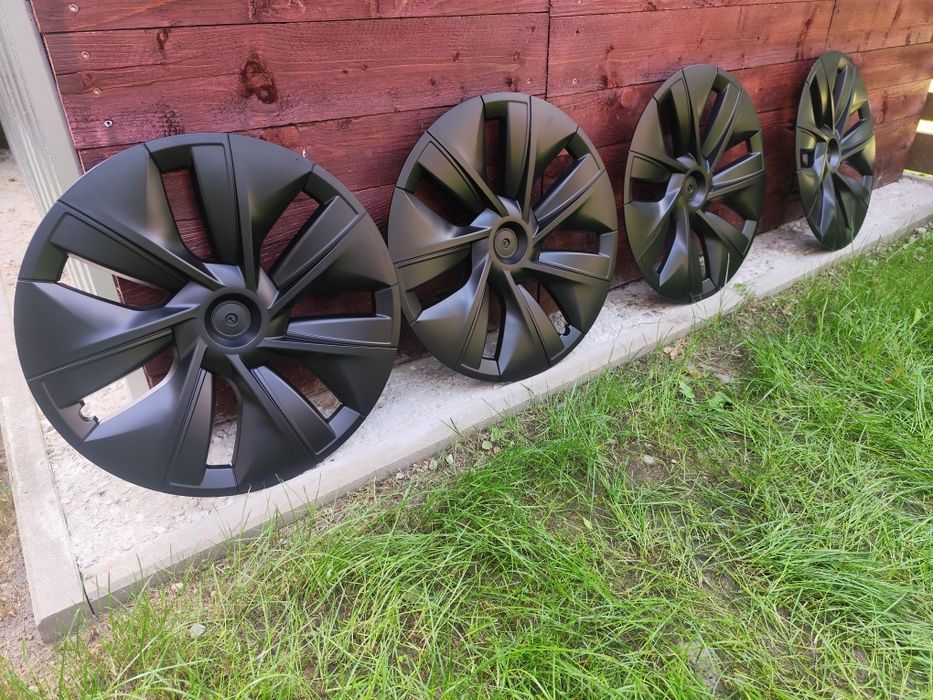 Sprzedam nowe nieużywane kołpaki 20" komplet Tesla model 2020-23