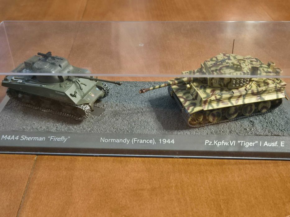 czołgi-Atlas- M4A4 Sherman Firefly vs Pz.Kpfw. VI Tygrys