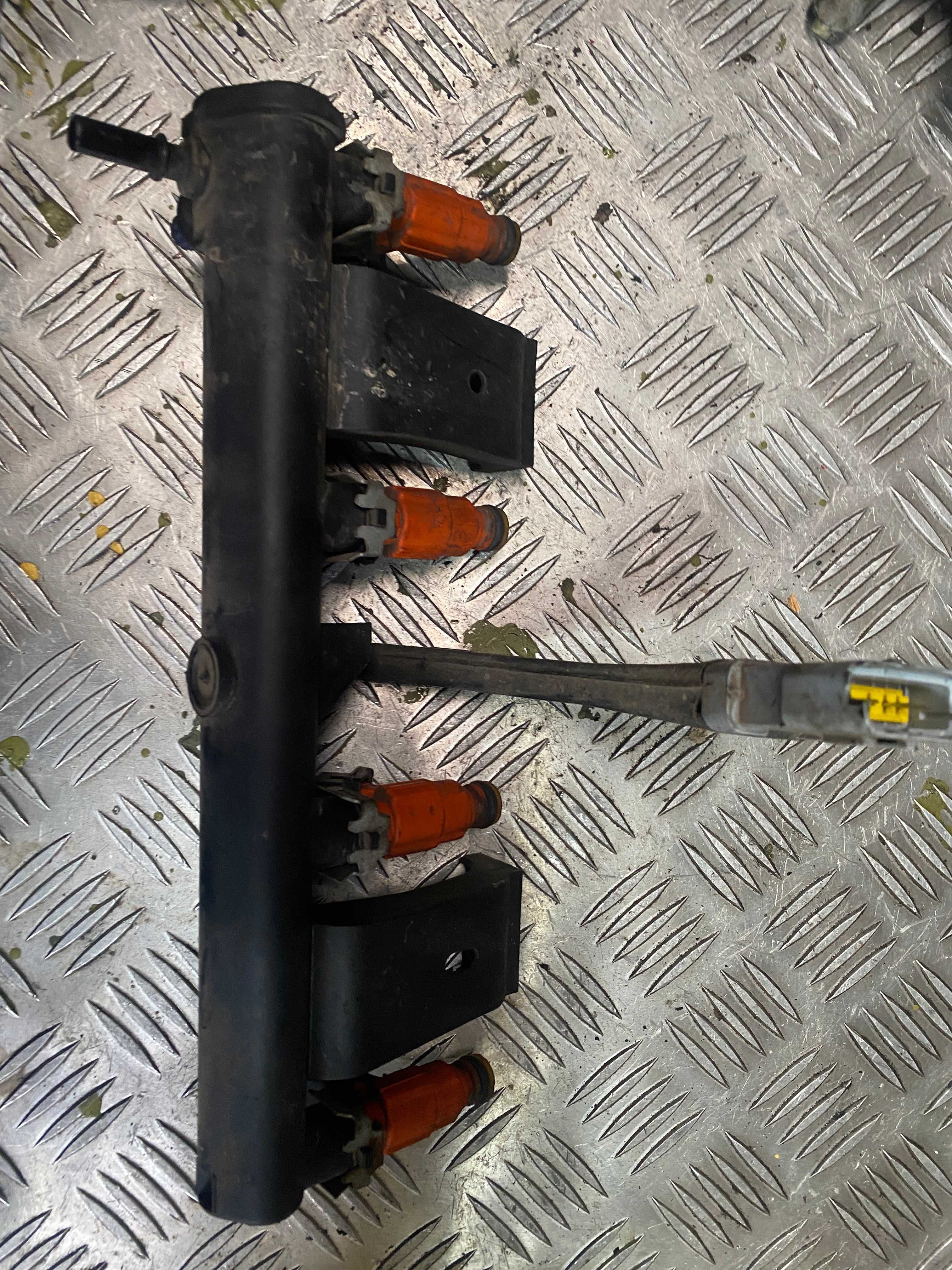 Listwa wtryskowa Peugeot 307. 96. 537. 088. 80. / 0280.1560.34.