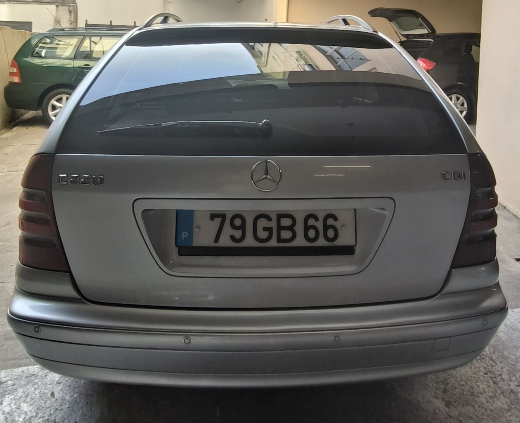 Reservado Mercedes-Benz SW C220cdi excelente estado geral