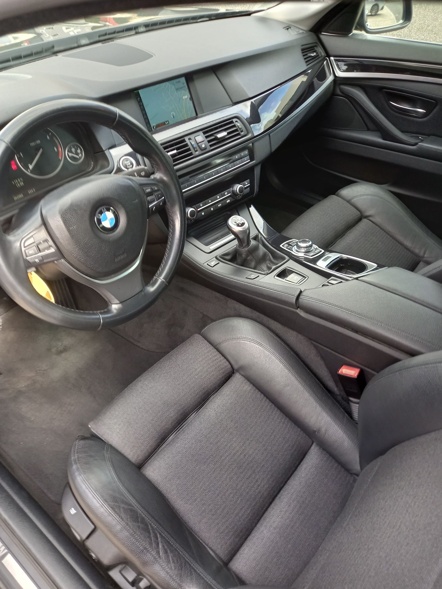 Bmw serie 5 f11 520d
