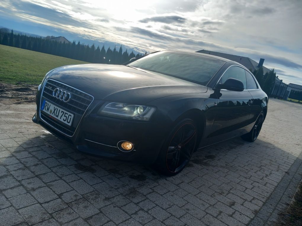 Audi A5 S-line 2.7tdi 190ps 8biegów bixenon navi Alu 19 full okazja