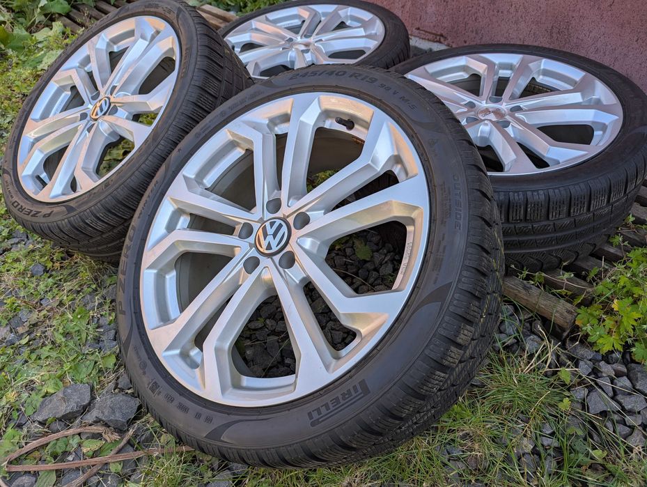 диски VW Mercedes Audi BMW Skoda 8Jx19 5x112 ET39 шини 245/40R19 зима