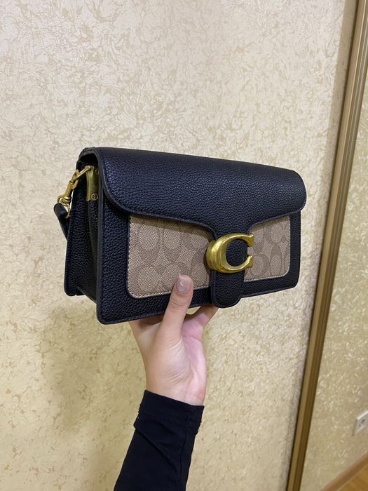 Чорна сумка Coach жіноча