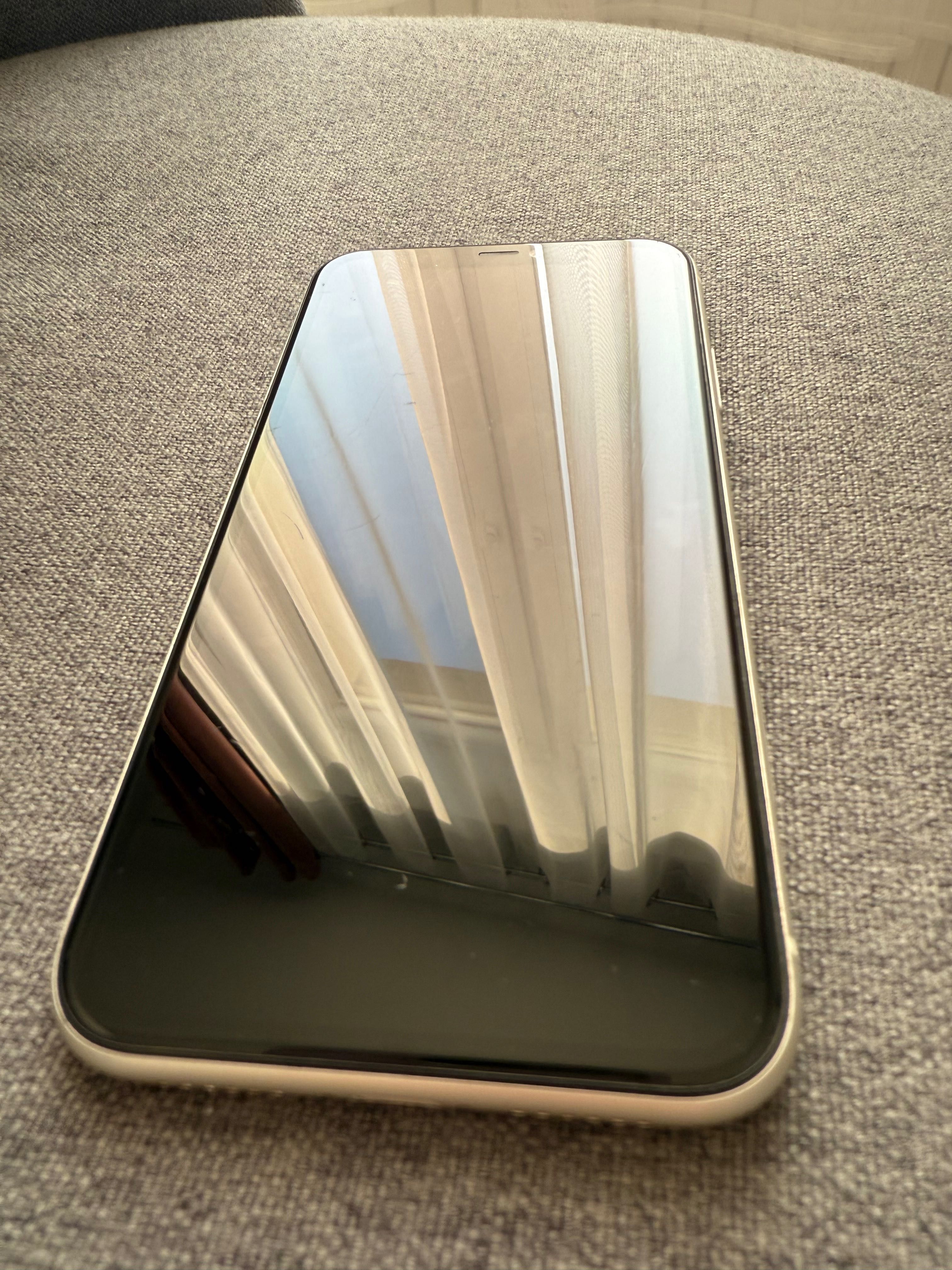 Sprzedam iphone 11
