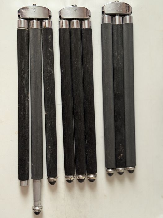 Три советские треноги, две рабочие, одна под ремонт