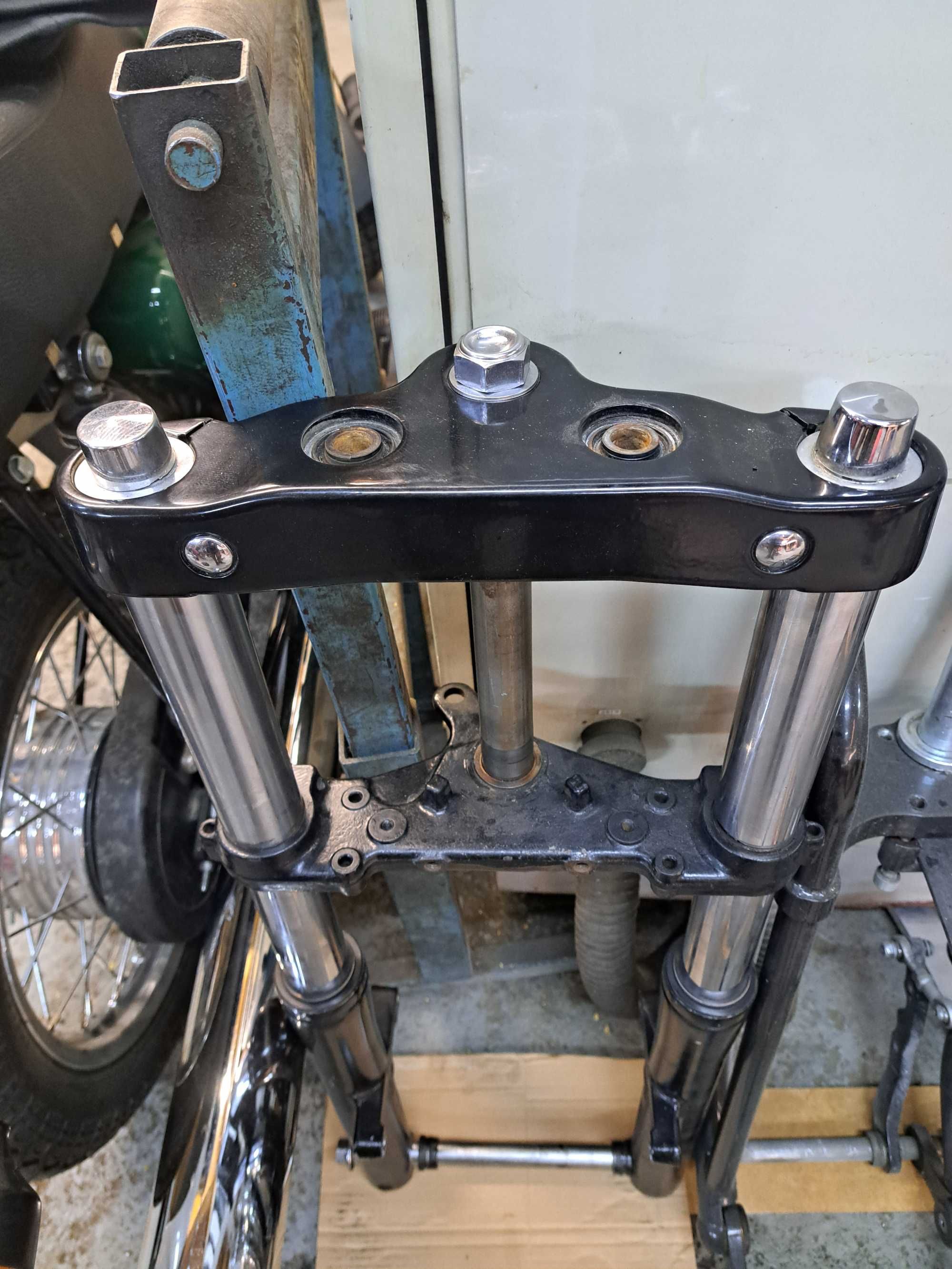 Przednie zawieszenie lagi yamaha Drag Star 1100