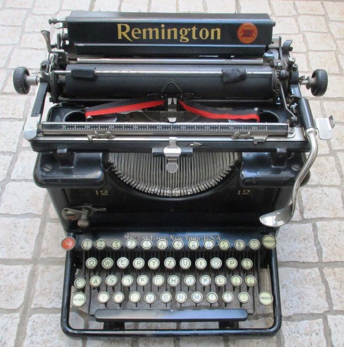 Maquina de escrever Remington 12