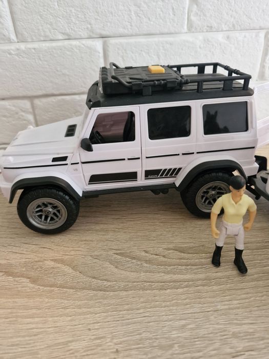 Zestaw samochód z przyczepa Dickiem toys