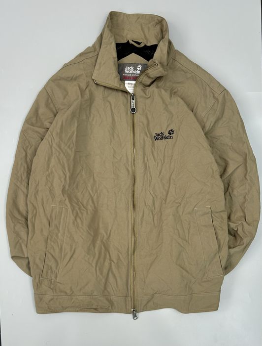 Куртка Jack Wolfskin L – оригінал, легка та зручна, ідеальний стан