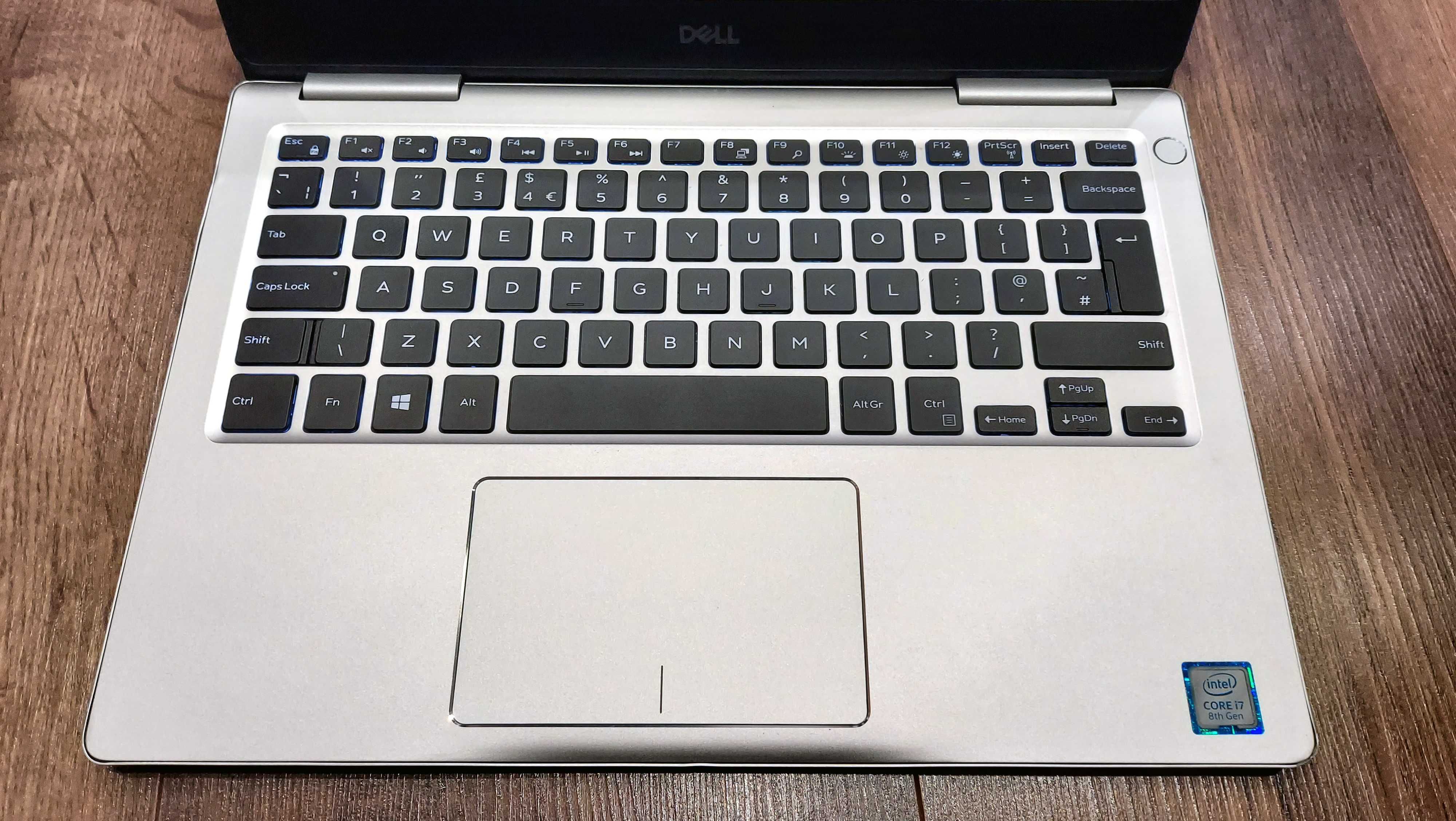 Elegancki ultrabook DELL 13,3" IPS - i7 16GB SSD512GB Win11Pro Office