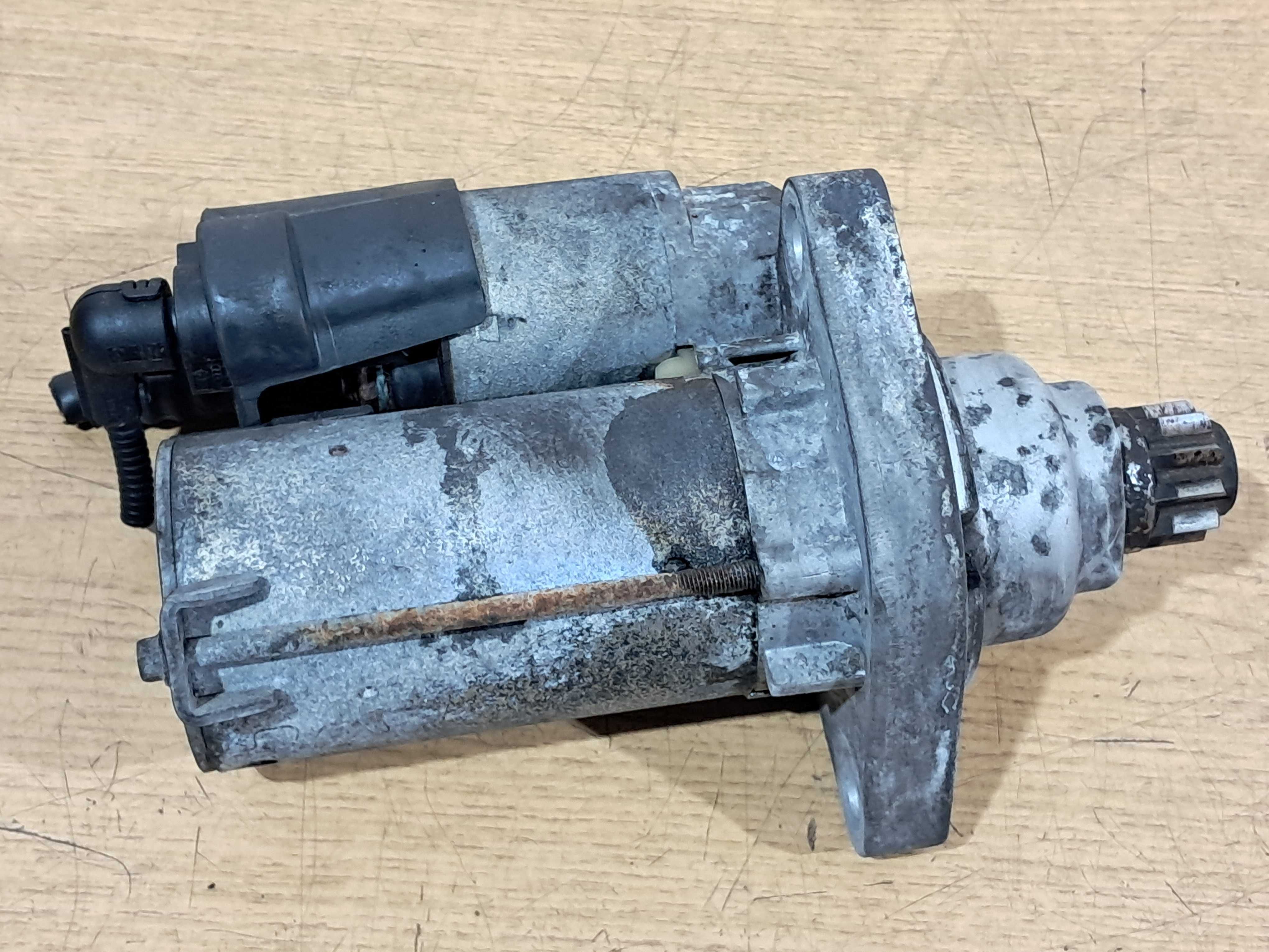 Rozrusznik VALEO 12V 2.0 TFSI AUDI A3 8P TT VW Golf Passat Seat Skoda