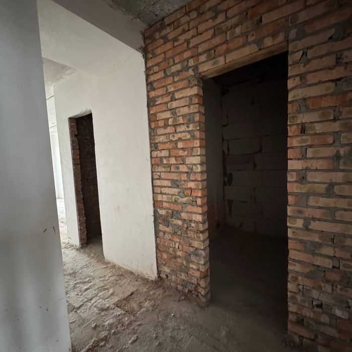 2-кімнатна квартира в Бучі 64 м² . Поруч школа, садок, електричка