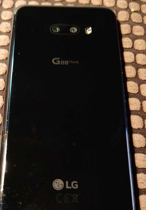 Telefon LG G8X THINQ 6 GB / 128 GB 4G dwa ekrany, jak nowy