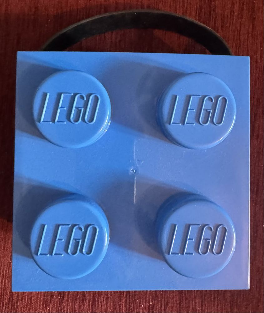 LEGO - pojemnik, śniadaniówka z nosidelkiem, kostka niebieska