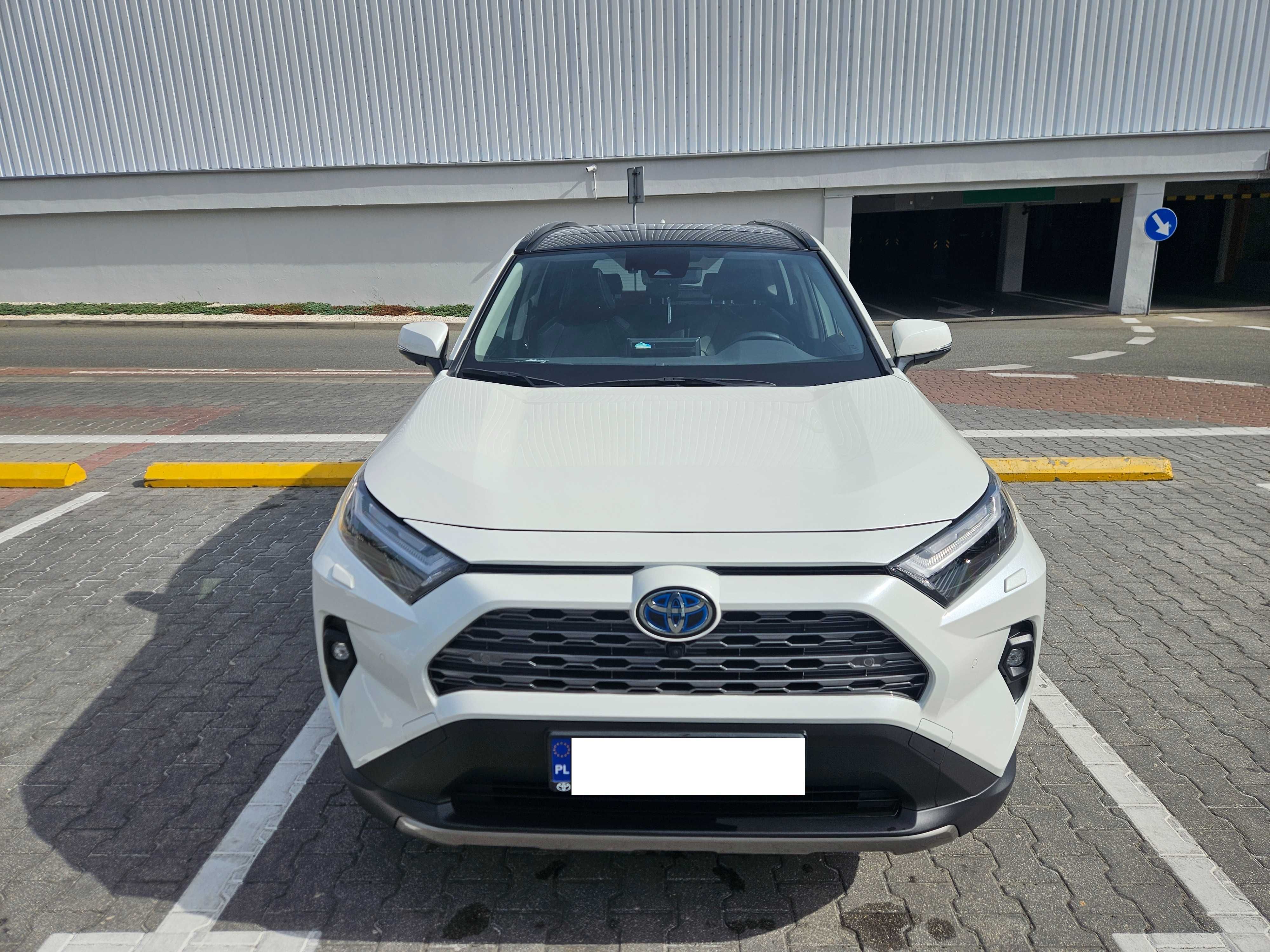 Toyota RAV4 4x4 Hybrid Executive Dach Panoramiczny, Hak