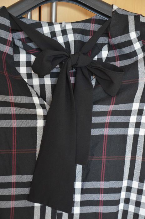 Włoska sukienka w kratę r. 36