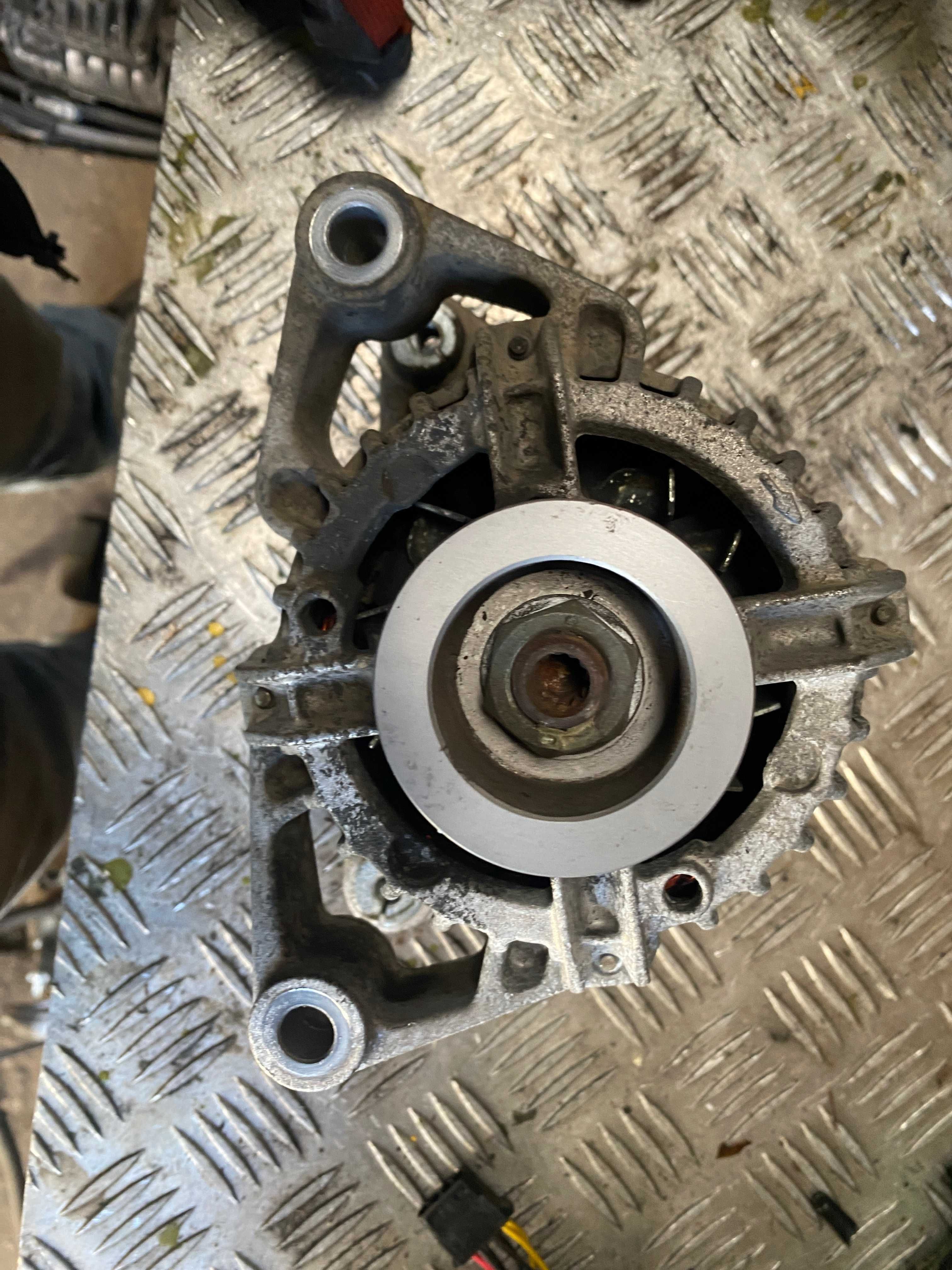 Alternator Opel Corsa C 0124.225.041.