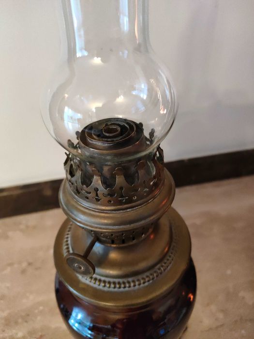 Piękna para Lamp naftowych Francja.