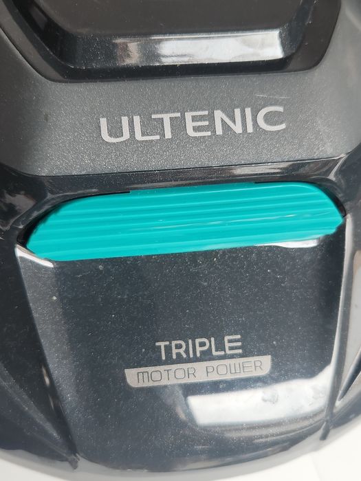 ULTENIC triple motorola robot basenowy sprzątający