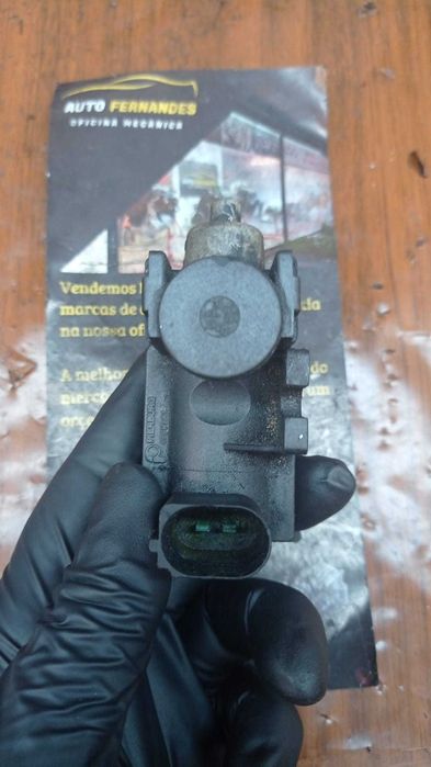 Válvula Controlo Pressão Turbo Audi 

REF: 7 . 2 2 9 0 3 . 1 3