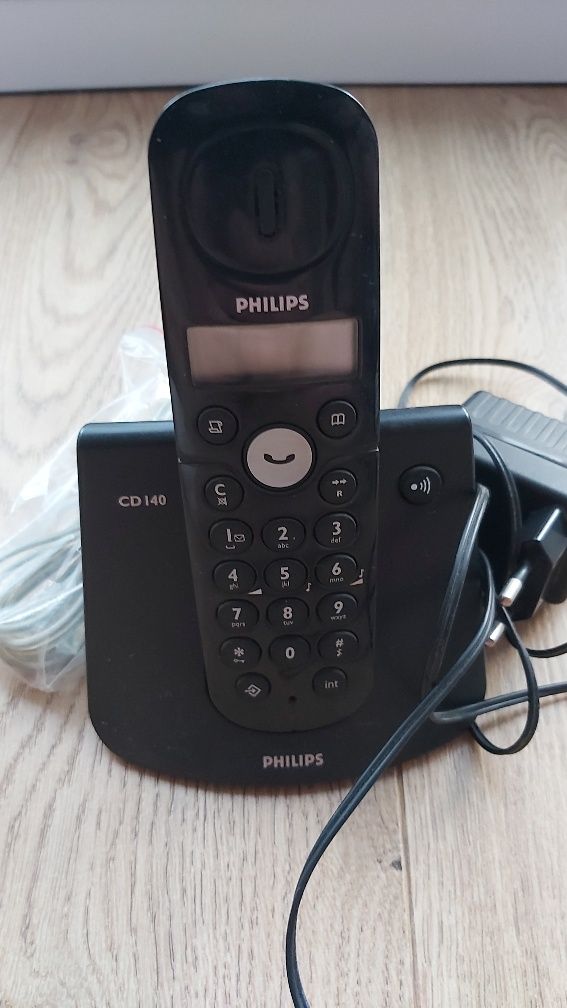 Telefon stacjonarny bezprzewodowy Philips CD140