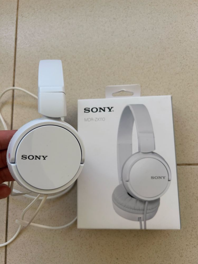 Fones Sony MDR - ZX110 Brancos