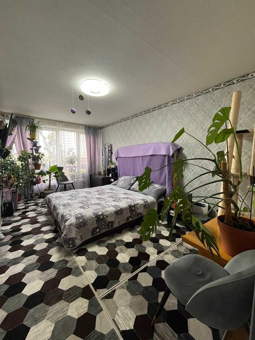 Продам 1-к видовую квартиру ул. Энтузиастов 27 возле м. Левобережная!