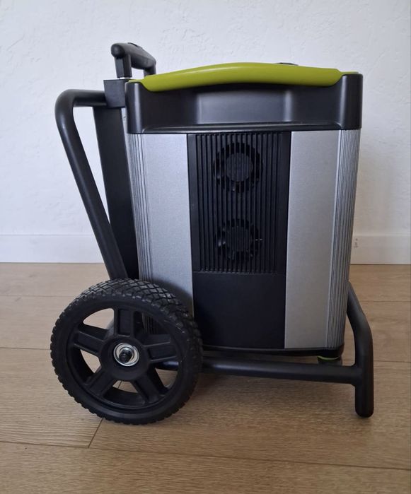 Зарядна станція Yeti 3000x