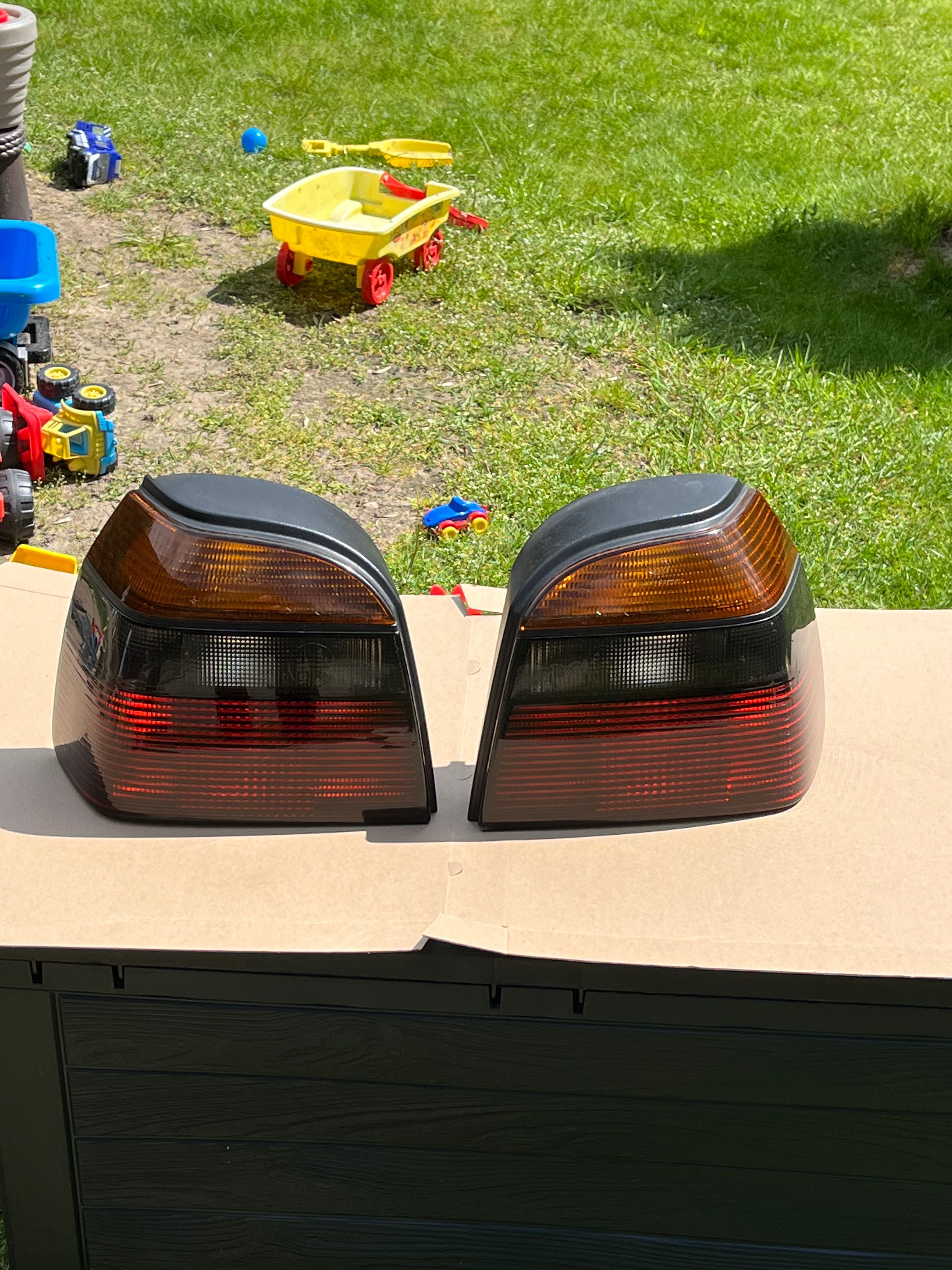 Lampy tylne VW golf 3 GTI komplet Oryginalny.