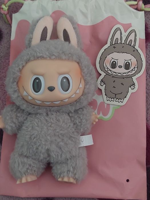 Oryginalna Labubu Sesame Bean szara Exciting Macaron Pop Mart tanio