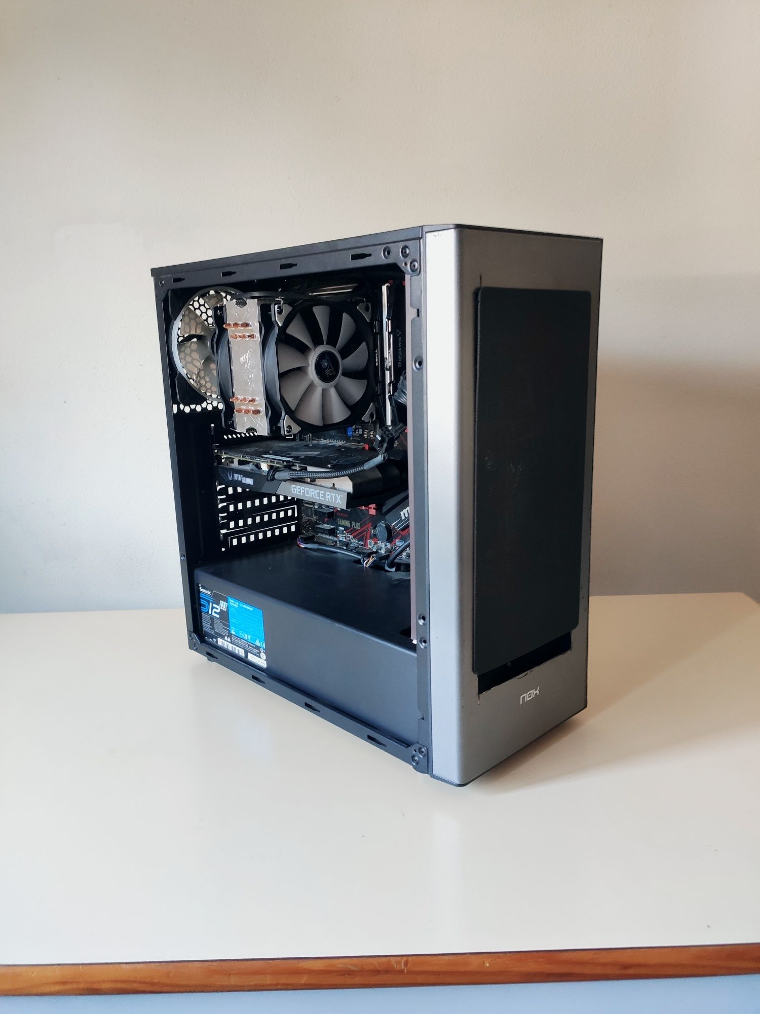 R5 3600, rtx 3060 12gb, 24gb RAM, ssd500gb