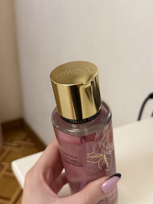 Міст Victoria's Secret Rose Lychee