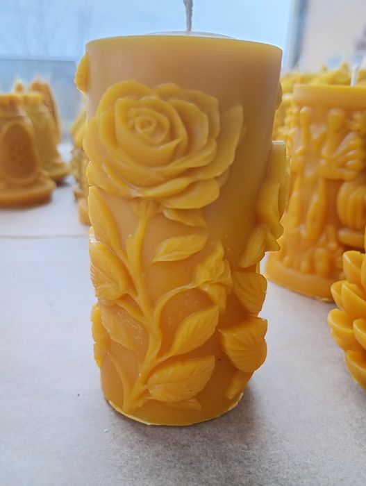 Świece z wosku pszczelego