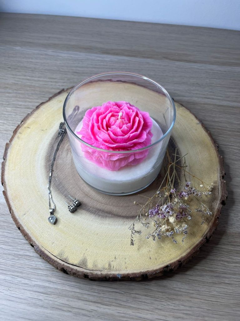 Naturalna świeca sojowa w szkle hanmade kwiat peonia róża rękodzieło