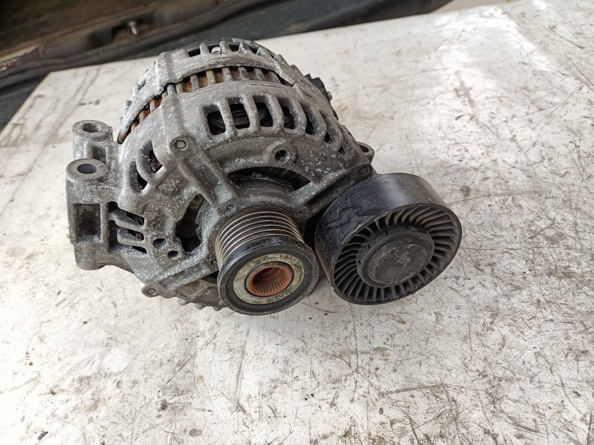 Alternator BOSCH 180A BMW E87 E60 E90 1.6 1.8 2.0 i